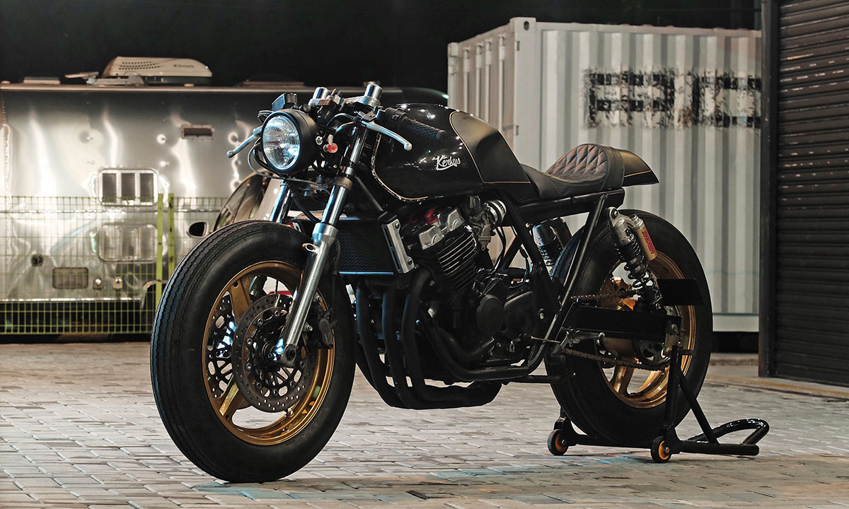 Honda CB400 cafe racer