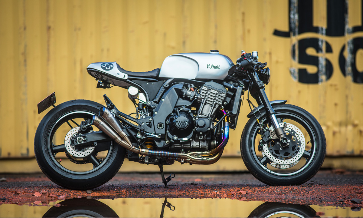 Kawasaki Z1000 cafe racer