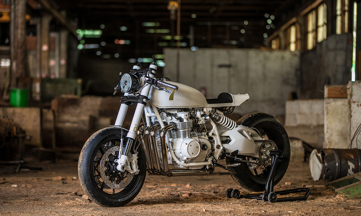 Duke motorcycles CB500 cafe racer