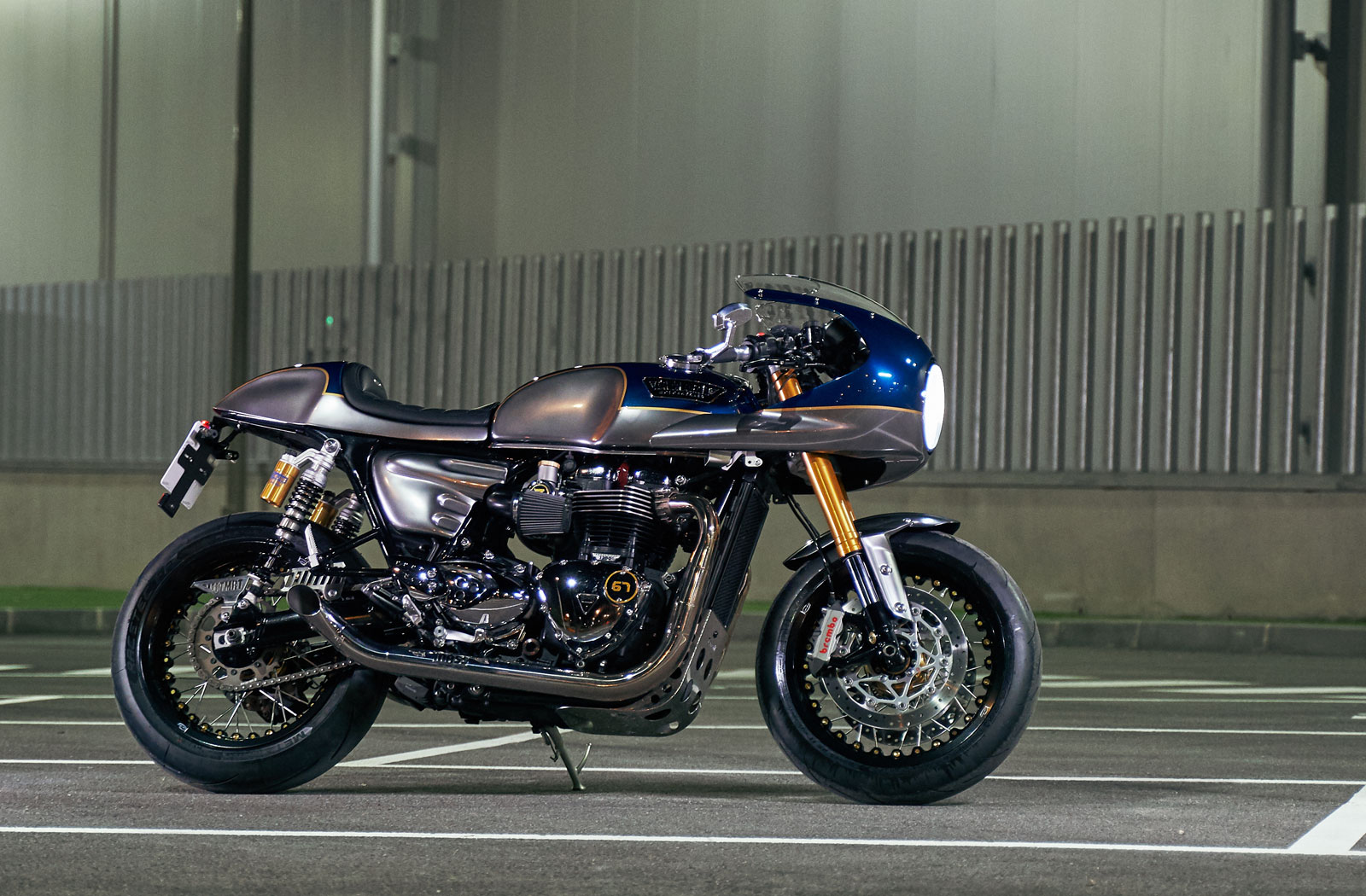 Custom Triumph Thruxton R