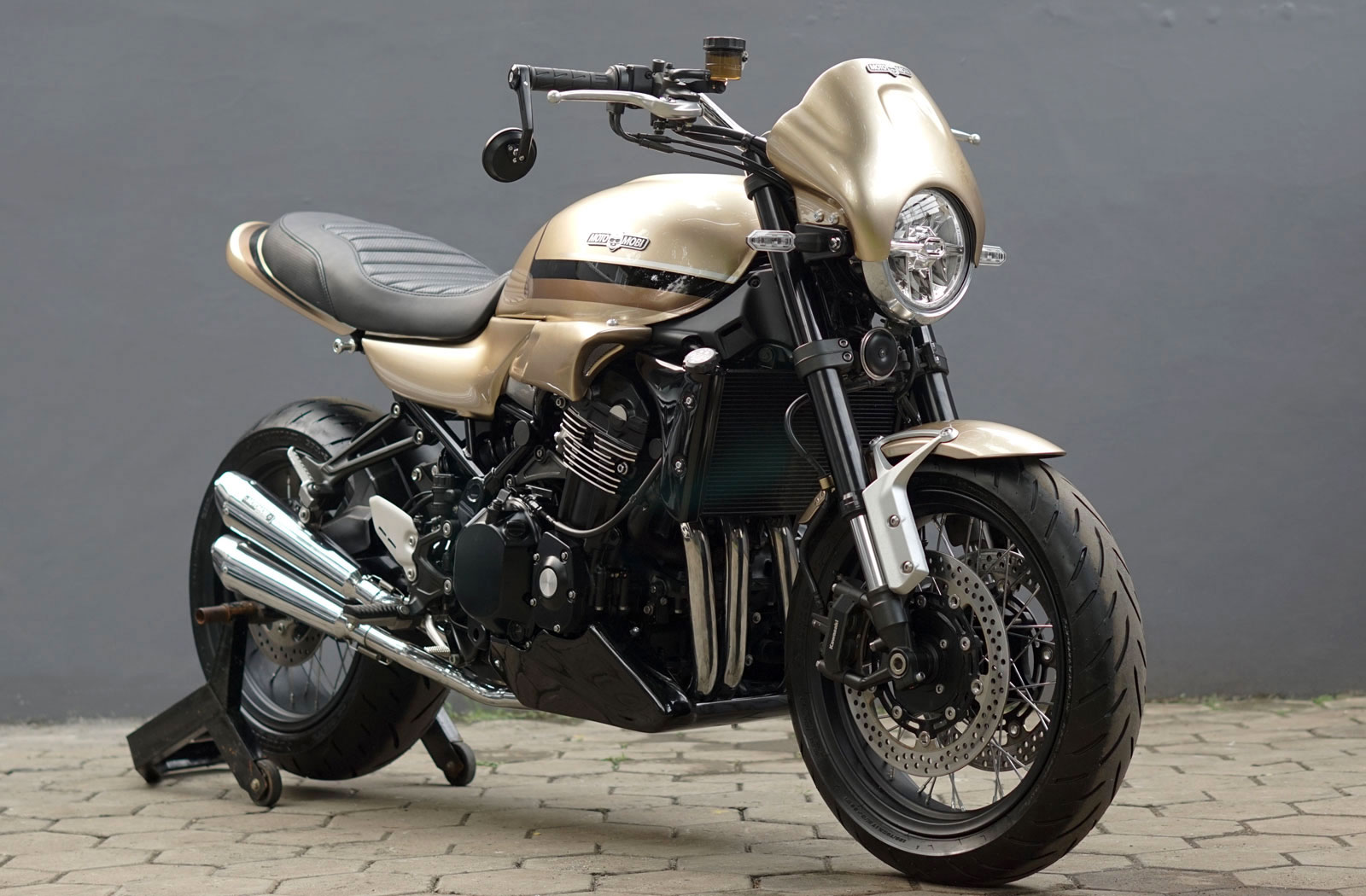 Custom Kawasaki Z900RS