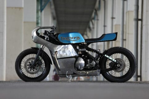 Hidemo Triumph Bobber Cafe Racer