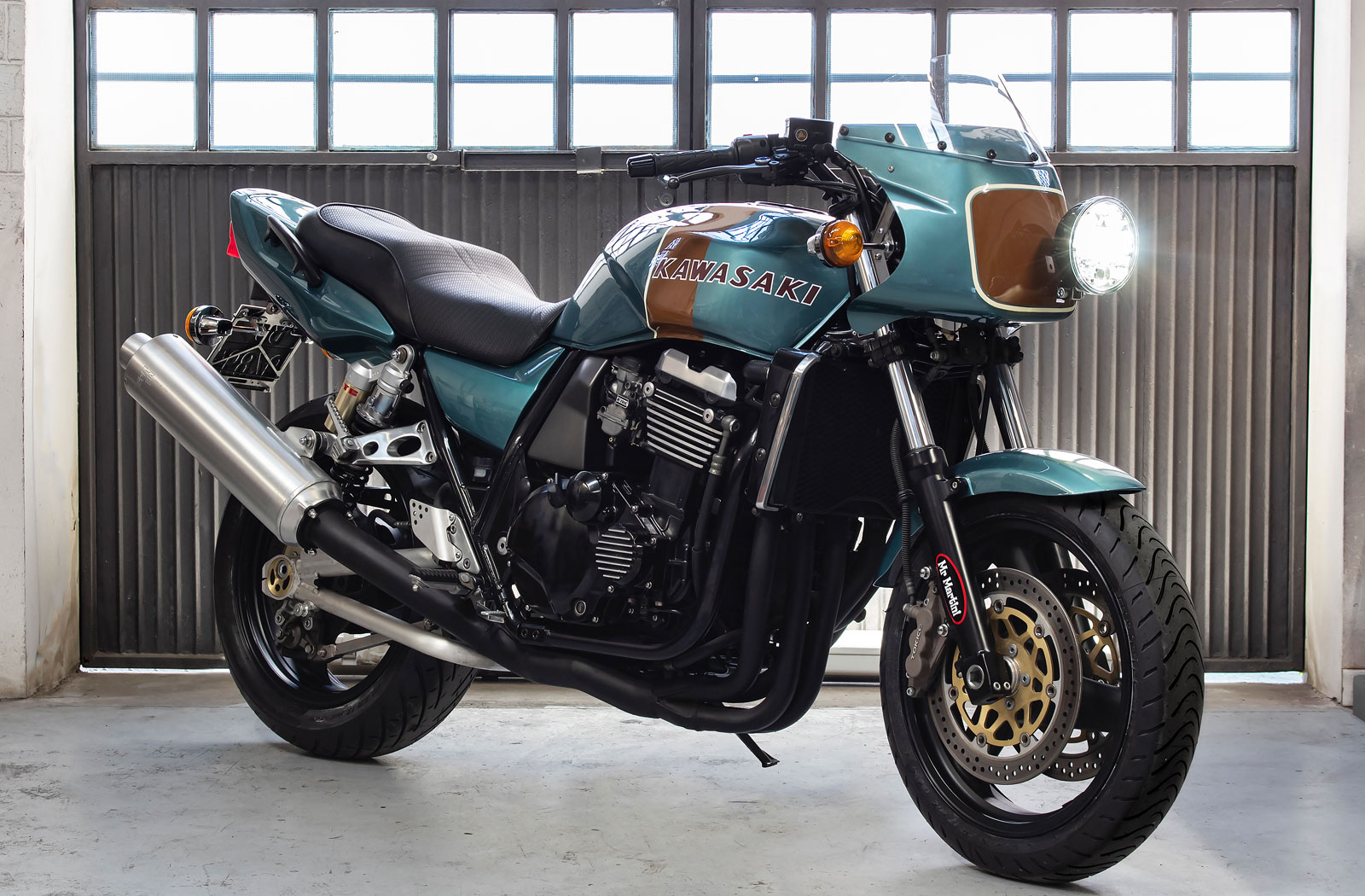 Kawasaki ZXR 1100 retro motorcycle