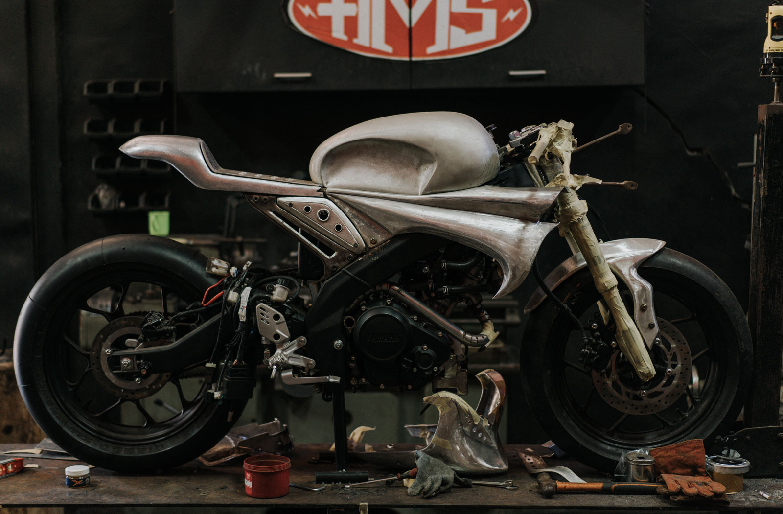 Yamaha Yardbuilt XSR AMS Garage Bali